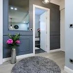 Divine Luxury Purple * Задар