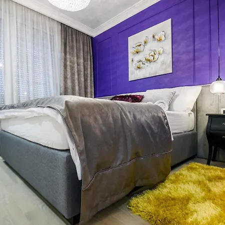 Apartment Divine Luxury Purple Zadar