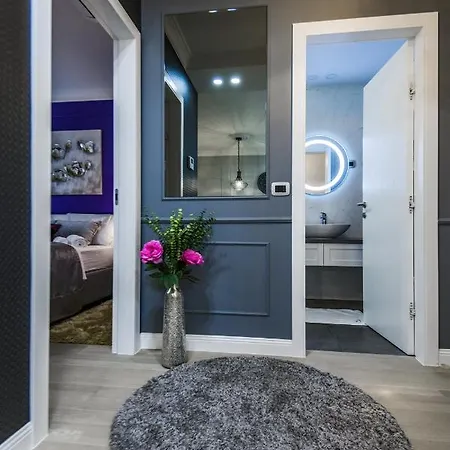 Divine Luxury Purple Apartment Zadar