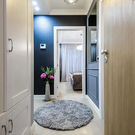 Divine Luxury Purple Apartment Zadar