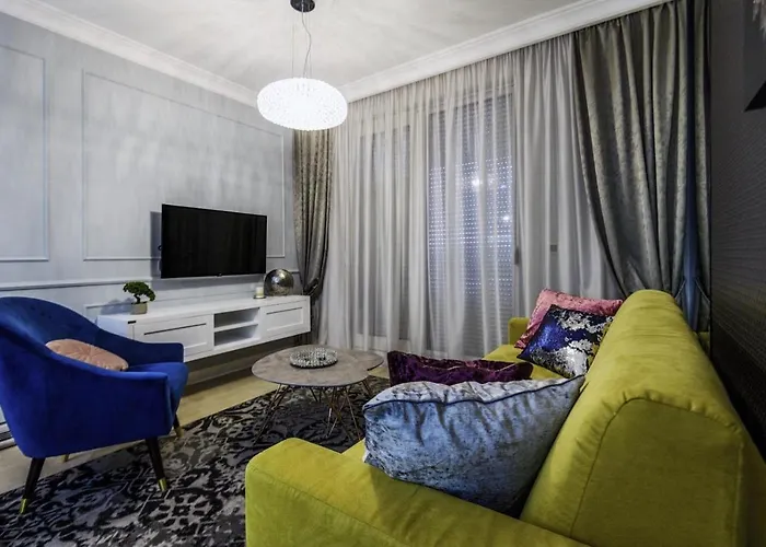 Divine Luxury Purple Zara