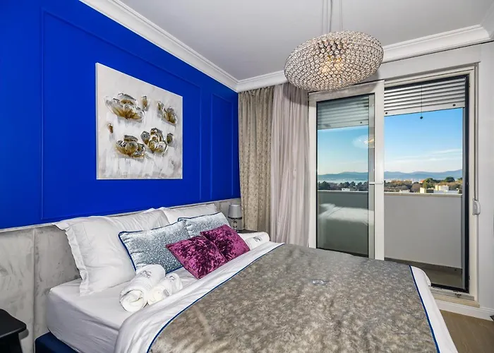 Divine Luxury Purple Appartamento Zara