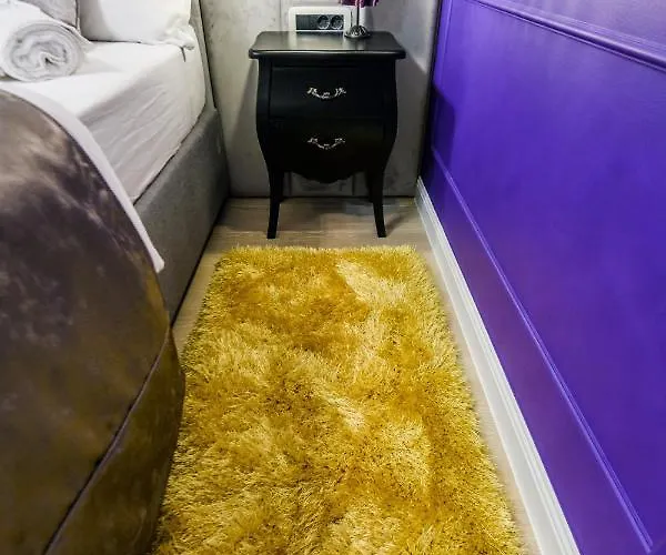 Appartamento Divine Luxury Purple Zara